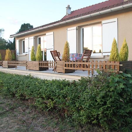 La Maison Et Son Jardin Sur Le Canal De Bourgogne Ravieres Bagian luar foto